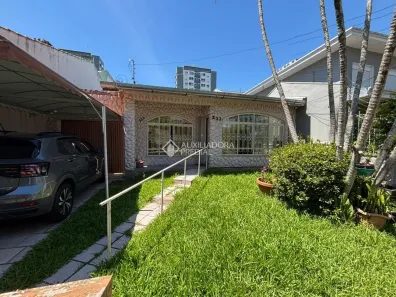 Casa com 3 Quartos à venda, 180m² no Jardim do Salso, Porto Alegre