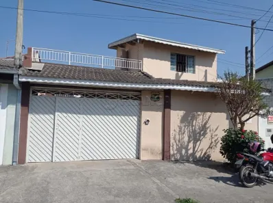 Casa com 3 Quartos à venda, 400m² no Parque dos Príncipes, Jacareí