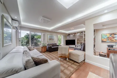 Casa com 4 Quartos à venda, 378m² no Cristal, Porto Alegre