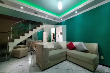 Casa com 3 Quartos à venda, 82m² no Fonte Grande, Contagem