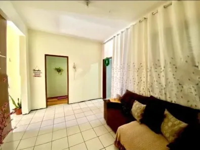 Casa com 4 Quartos à venda, 219m² no Benfica, Fortaleza