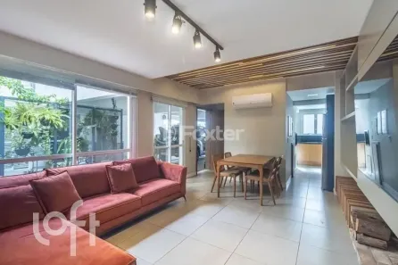 Casa de Condomínio com 3 Quartos à venda, 200m² no Chácara das Pedras, Porto Alegre