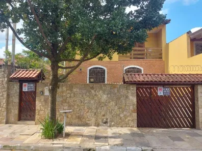 Sobrado com 3 Quartos à venda, 270m² no Vila Irmãos Arnoni, São Paulo