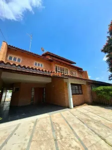 Casa com 4 Quartos para alugar, 400m² no Cidade Universitária, Campinas