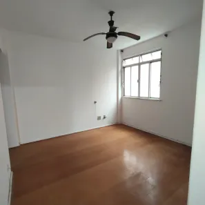 Apartamento com 2 Quartos para alugar, 43m² no Alto da Serra, Petrópolis