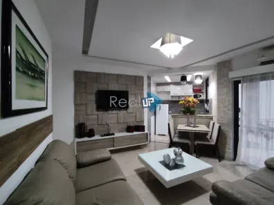 Flat com 2 Quartos à venda, 72m² no Copacabana, Rio de Janeiro