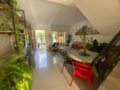 Sobrado com 2 Quartos à venda, 84m² no Sertão do Maruim, São José