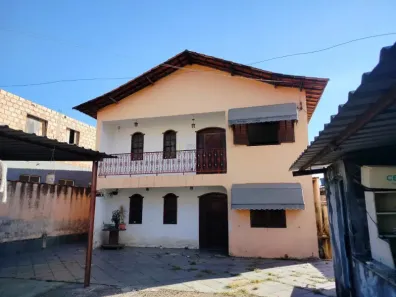 Casa com 3 Quartos à venda, 360m² no Novo Progresso, Contagem