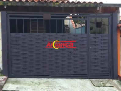 Casa com 3 Quartos à venda, 96m² no Jardim Guilhermino, Guarulhos
