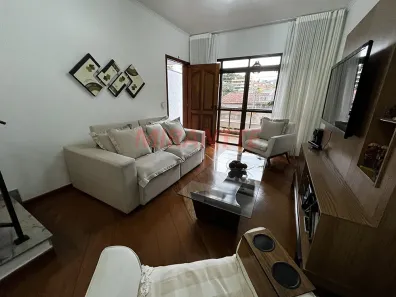 Sobrado com 3 Quartos à venda, 194m² no Vila Pedra Branca, São Paulo