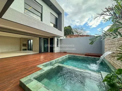 Sobrado com 4 Quartos à venda, 301m² no Country, Cascavel