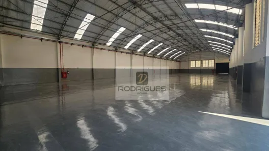 Galpão/Depósito/Armazém para alugar, 1812m² no Vila Nogueira, Diadema