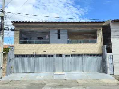 Casa com 2 Quartos para alugar, 145m² no Itaperi, Fortaleza