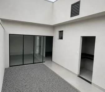 Casa com 3 Quartos à venda, 180m² no Cidade Jardim, Uberlândia
