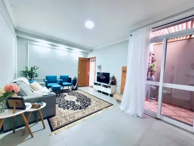 Apartamento com 2 Quartos à venda, 61m² no São Geraldo, Porto Alegre