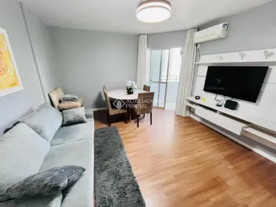 Apartamento com 3 Quartos à venda, 74m² no Barreiros, São José
