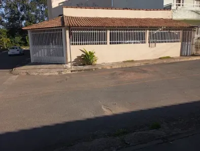 Casa com 4 Quartos à venda, 200m² no Riacho Fundo I, Brasília