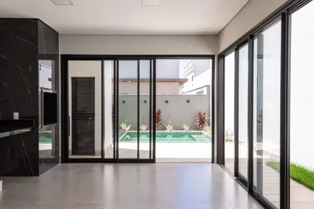 Casa com 3 Quartos à venda, 190m² no Novo Mundo, Uberlândia