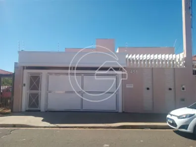 Casa com 1 Quarto à venda, 211m² no Centro, Marília