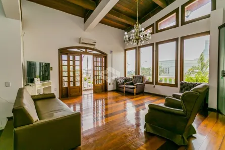 Casa com 4 Quartos à venda, 903m² no Vila Jardim, Porto Alegre
