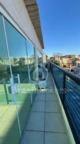 Imóvel Comercial com 5 Quartos à venda, 500m² no Ramos, Rio de Janeiro