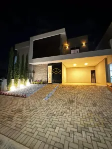 Sobrado com 3 Quartos à venda, 200m² no Parque Brasil 500, Paulínia
