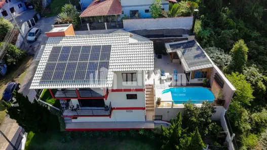 Casa com 3 Quartos à venda, 290m² no Primeiro de Maio, Brusque