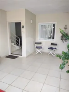 Casa de Condomínio com 3 Quartos à venda, 246m² no Vila Omízollo, Louveira