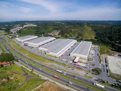 Galpão/Depósito/Armazém com 1 Quarto para alugar, 1478m² no Quinhaú, Embu das Artes
