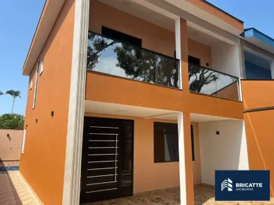 Sobrado com 3 Quartos à venda, 126m² no Jardim Suarão - Praia, Itanhaém