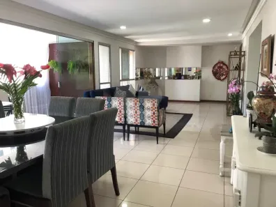 Apartamento com 4 Quartos à venda, 180m² no Praia do Canto, Vitória