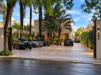 Sobrado com 5 Quartos para alugar, 1050m² no Vila Nova Conceição, São Paulo