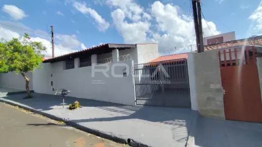 Casa com 3 Quartos para alugar, 125m² no Jardim Beatriz, São Carlos