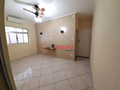 Apartamento com 2 Quartos à venda, 65m² no Gonzaga, Santos