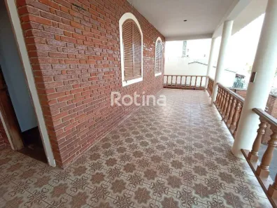 Casa com 3 Quartos à venda, 315m² no Lídice, Uberlândia