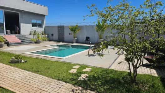 Casa de Condomínio com 2 Quartos à venda, 500m² no Chácaras Luzitana, Hortolândia