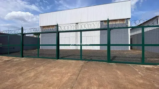 à venda, 326m² no Jardim Maracanã, Uberaba