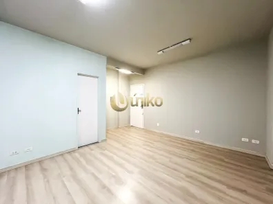 Sala Comercial para alugar, 30m² no Centro, Curitiba