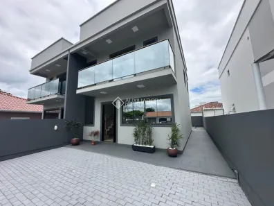 Sobrado com 3 Quartos à venda, 112m² no Praia do Sonho, Palhoça
