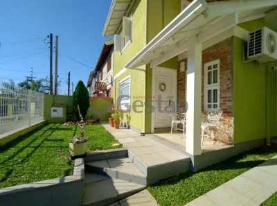Sobrado com 3 Quartos à venda, 142m² no Igara, Canoas