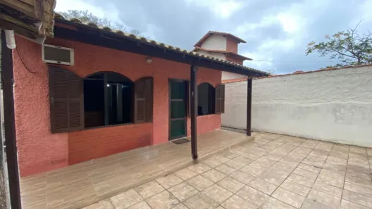 Casa de Condomínio com 2 Quartos à venda, 110m² no Peró, Cabo Frio