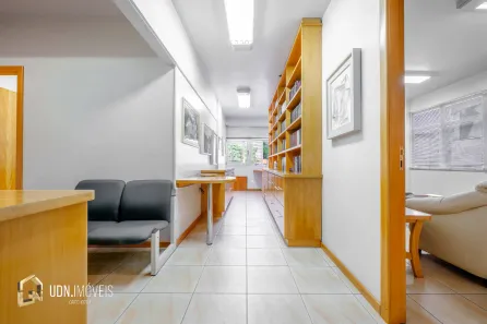 Sala Comercial para alugar, 214m² no Centro, Blumenau
