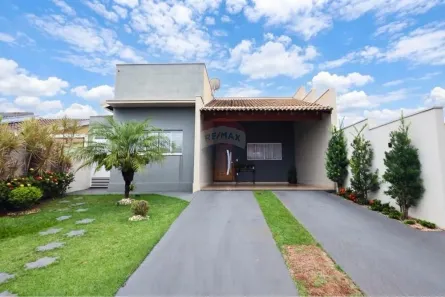 Casa com 3 Quartos à venda, 136m² no Jardim Maria Luiza V, Araraquara