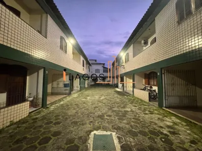 Casa de Condomínio com 4 Quartos para alugar, 100m² no Parque Burle, Cabo Frio