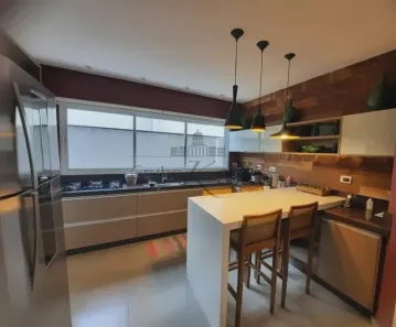 Sobrado com 3 Quartos à venda, 220m² no Urbanova VII, São José dos Campos