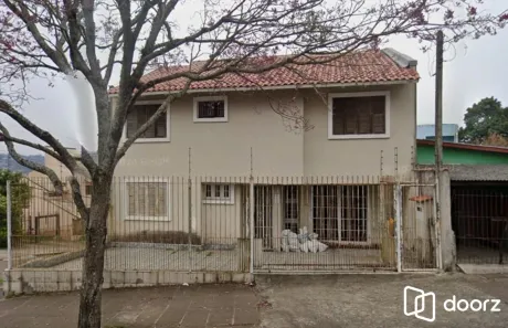 Casa com 4 Quartos à venda, 315m² no Santo Antônio, Porto Alegre