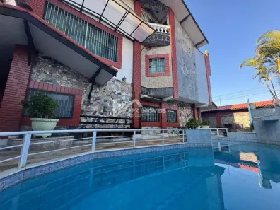 Casa com 12 Quartos à venda, 711m² no , Itanhaém