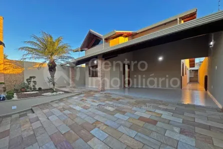 Casa com 3 Quartos à venda, 211m² no Jardim Beira-Mar, Peruíbe