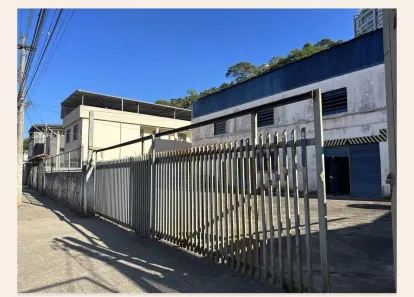 Galpão/Depósito/Armazém para alugar, 250m² no Santa Luzia, Juiz de Fora