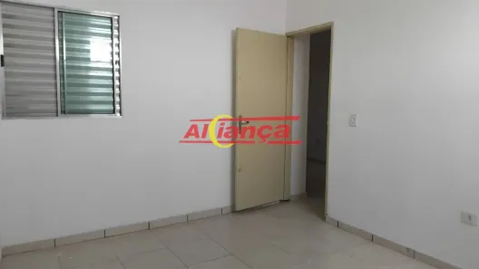 Casa com 1 Quarto para alugar, 40m² no Jardim Munira, Guarulhos